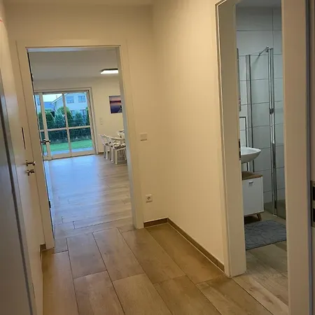 Eg-neubauwohnung Mit Gartenterrasse Fuer Max 7 Personen * Sudlohn