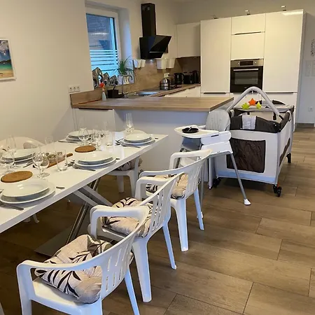 Ruhig Gelegene Eg-neubauwohnung & Garten, Ueberdachte Terrasse, Insektenschutz, Fussbodenheizung, Ebk Fuer Max 7 Personen * Südlohn