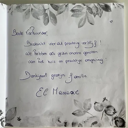 Ruhig Gelegene Eg-neubauwohnung & Garten, Ueberdachte Terrasse, Insektenschutz, Fussbodenheizung, Ebk Fuer Max 7 Personen *