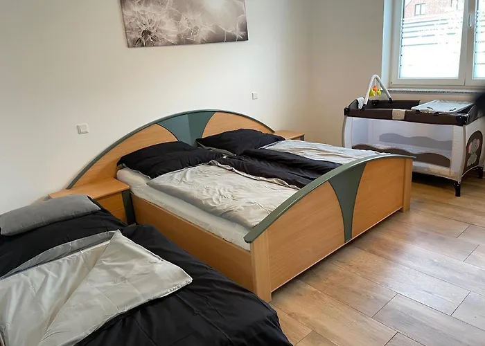 Ruhig Gelegene Eg-neubauwohnung & Garten, Ueberdachte Terrasse, Insektenschutz, Fussbodenheizung, Ebk Fuer Max 7 Personen Apartmán Südlohn