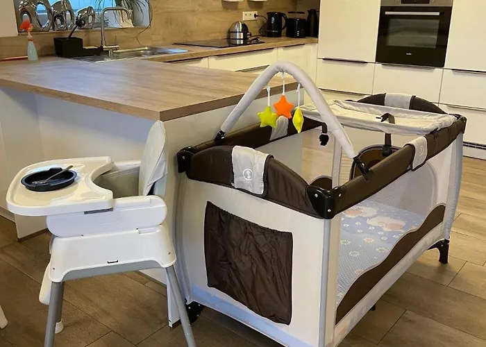 Apartmán Ruhig Gelegene Eg-neubauwohnung & Garten, Ueberdachte Terrasse, Insektenschutz, Fussbodenheizung, Ebk Fuer Max 7 Personen