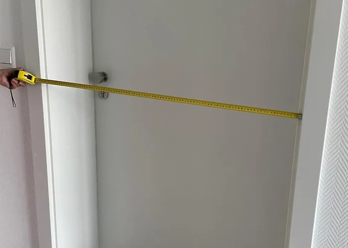 Ruhig Gelegene Eg-neubauwohnung & Garten, Ueberdachte Terrasse, Insektenschutz, Fussbodenheizung, Ebk Fuer Max 7 Personen