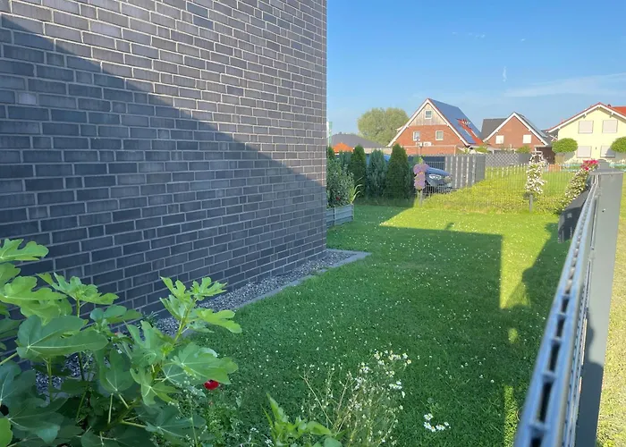 Ruhig Gelegene Eg-neubauwohnung & Garten, Ueberdachte Terrasse, Insektenschutz, Fussbodenheizung, Ebk Fuer Max 7 Personen